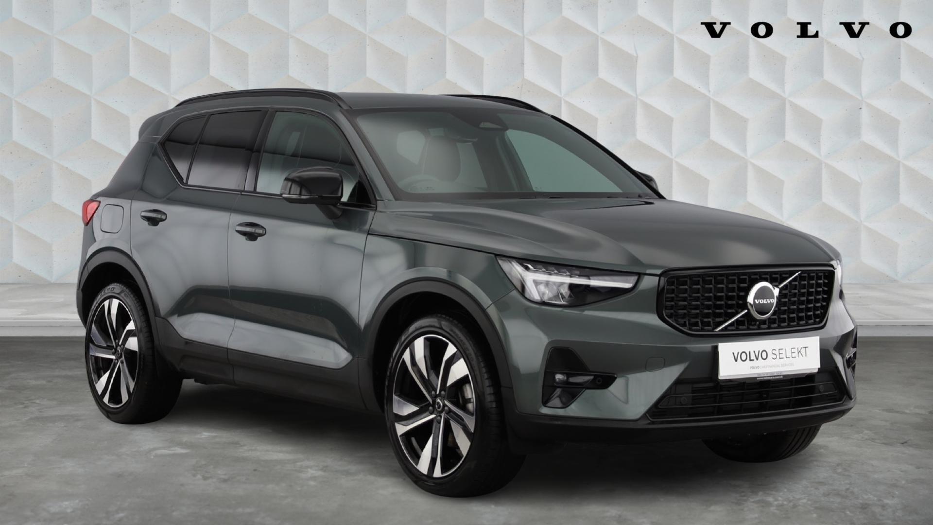 Main listing image - Volvo XC40