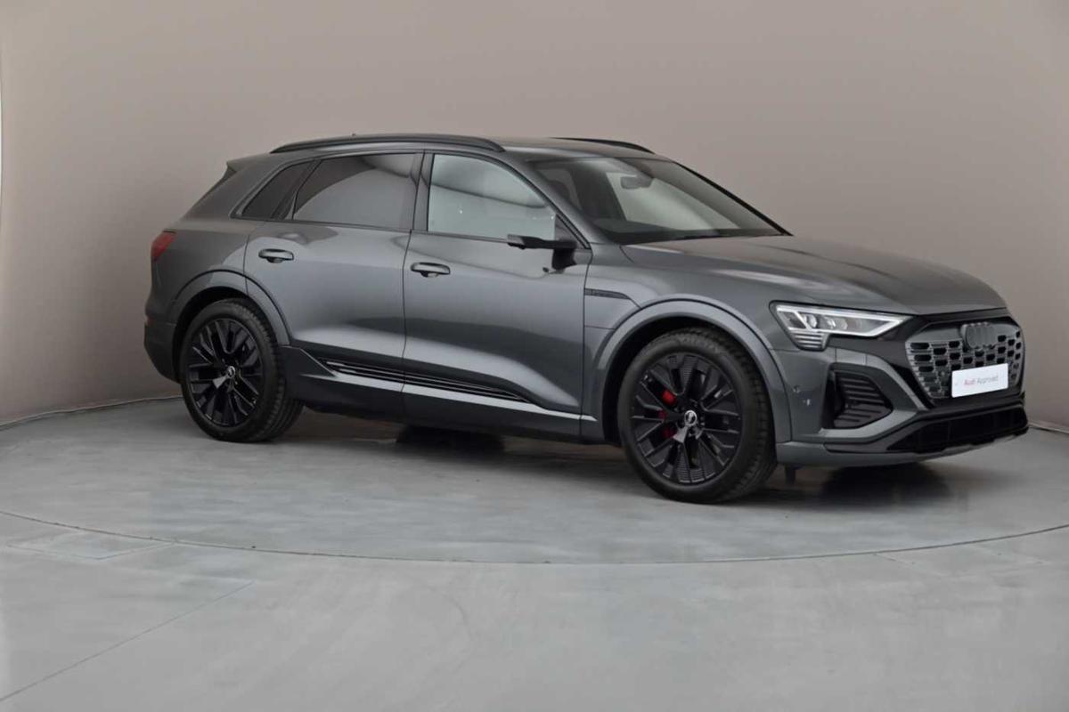 Main listing image - Audi Q8