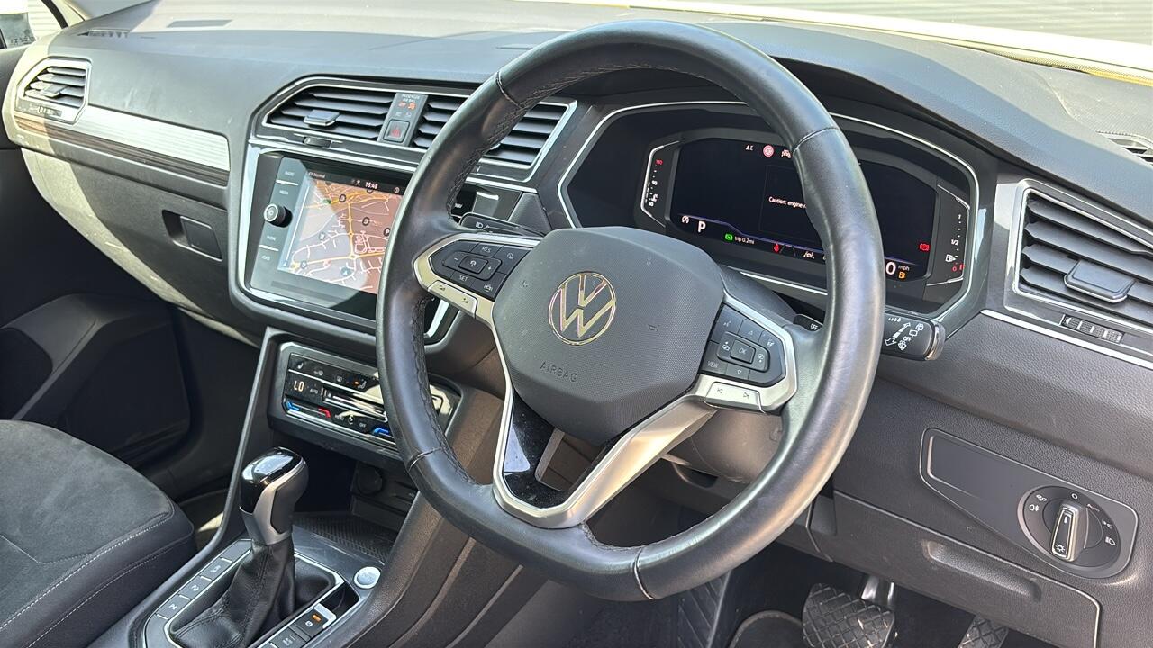 Main listing image - Volkswagen Tiguan Allspace