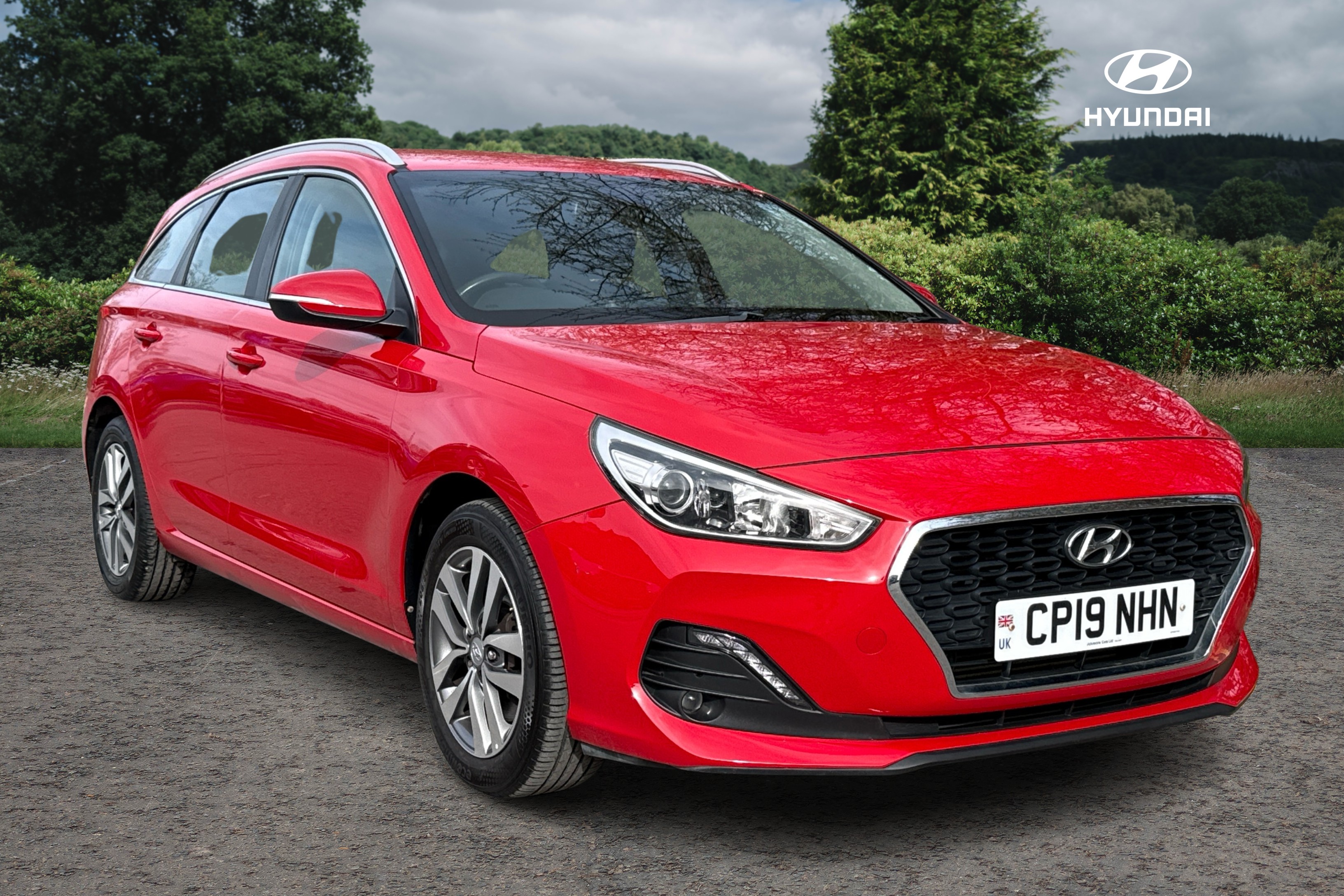 Main listing image - Hyundai i30