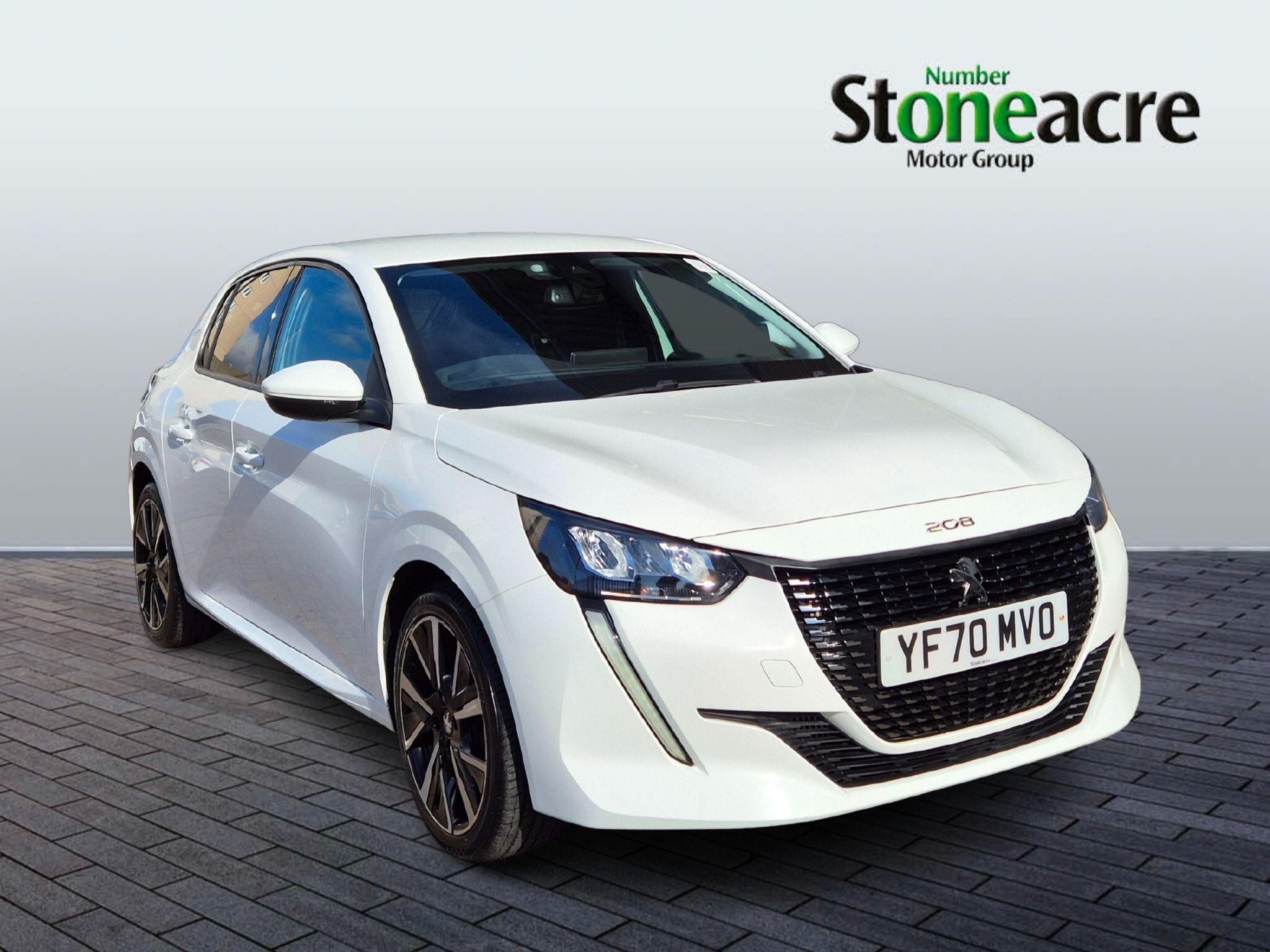 Main listing image - Peugeot 208