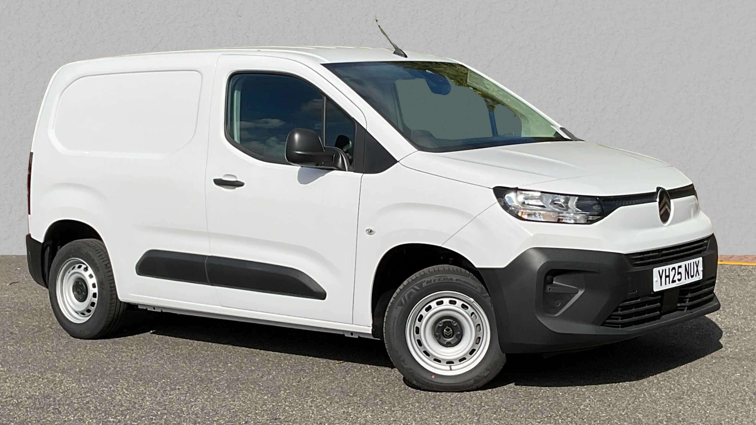 Main listing image - Citroen Berlingo Van