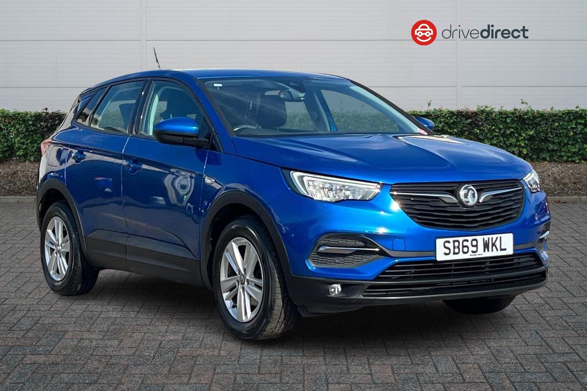 Main listing image - Vauxhall Grandland X