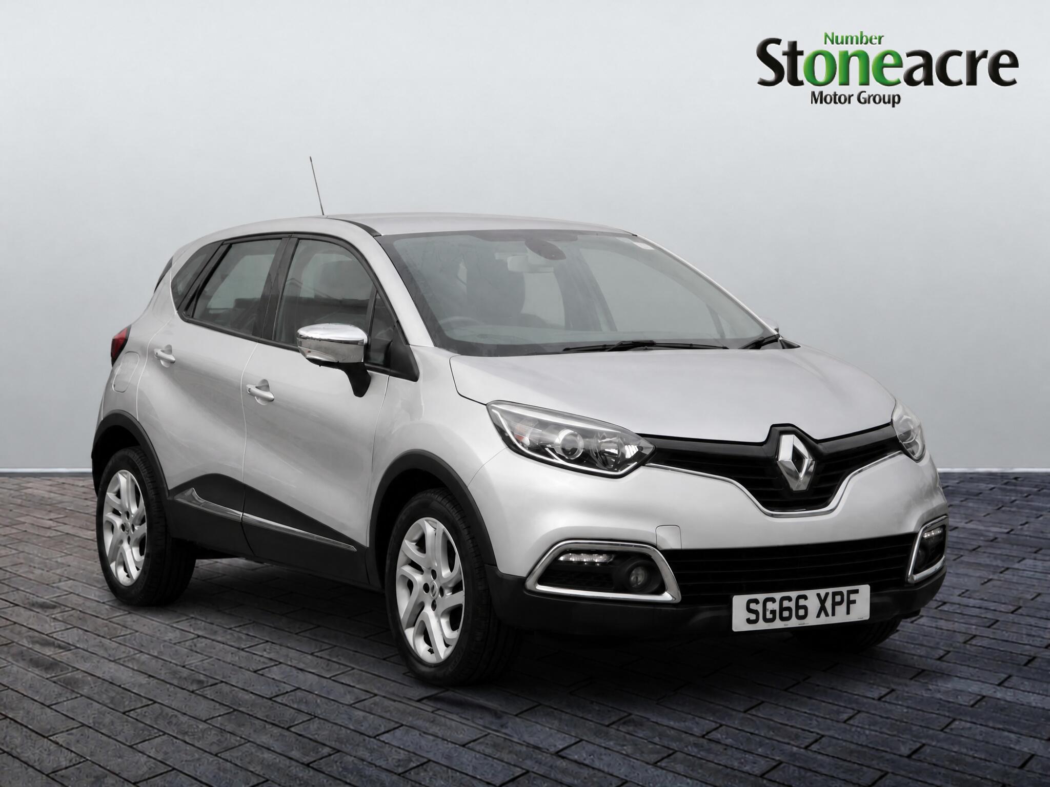 Main listing image - Renault Captur