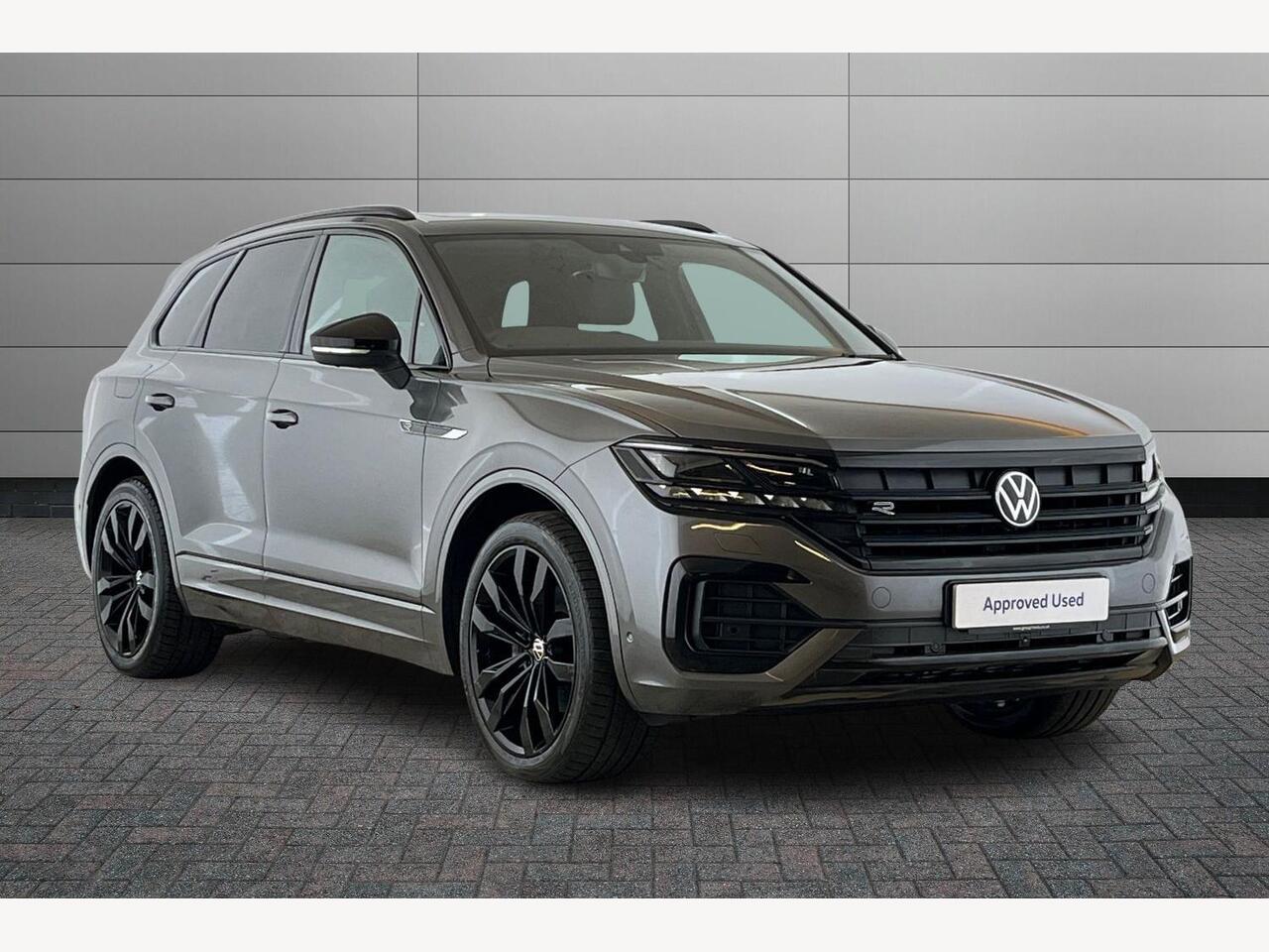 Main listing image - Volkswagen Touareg