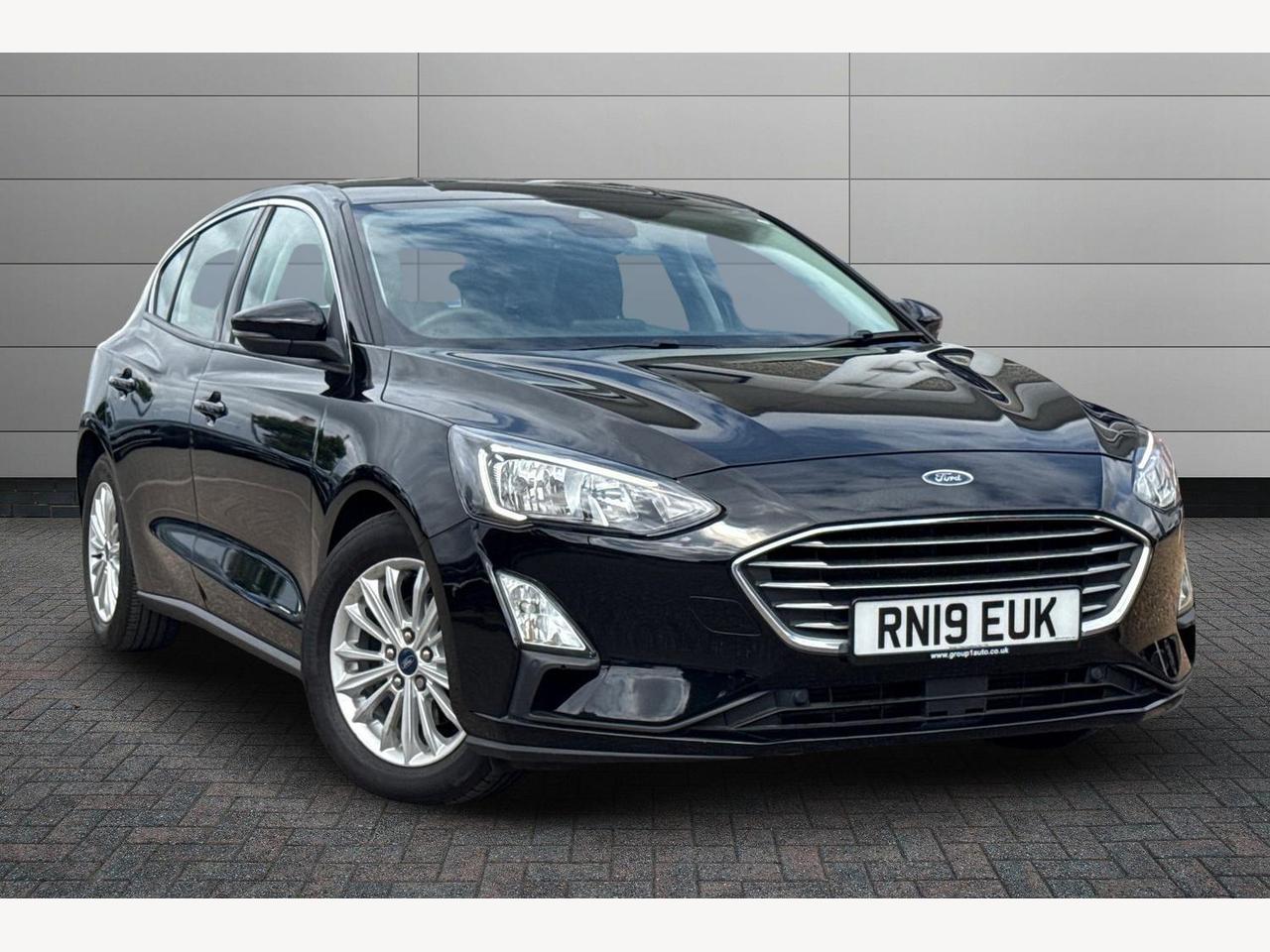 Main listing image - Ford Focus