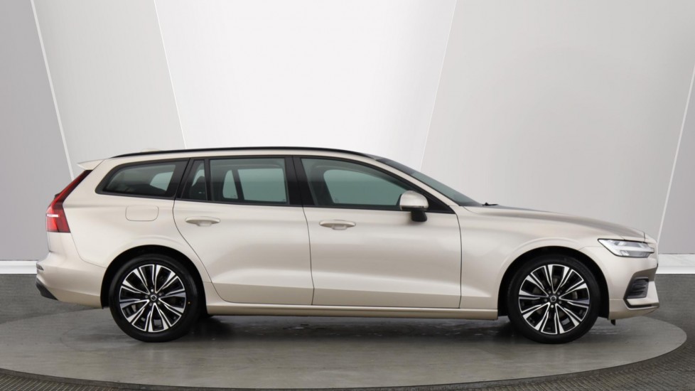 Main listing image - Volvo V60