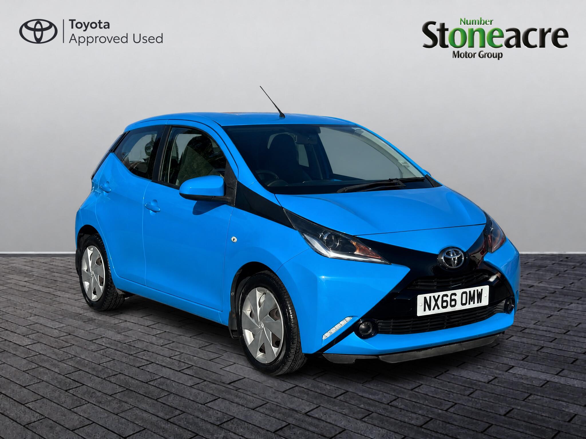 Main listing image - Toyota Aygo
