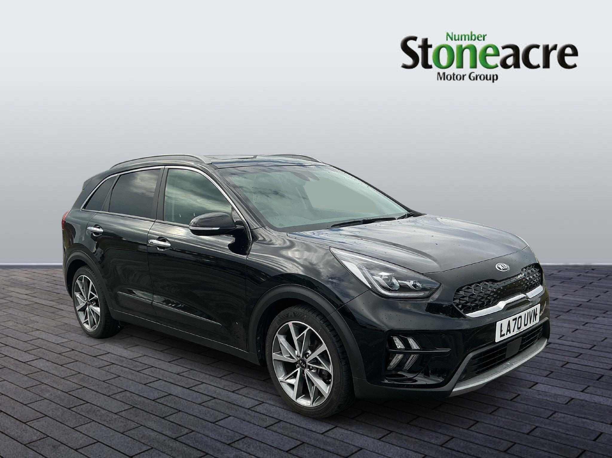 Main listing image - Kia Niro
