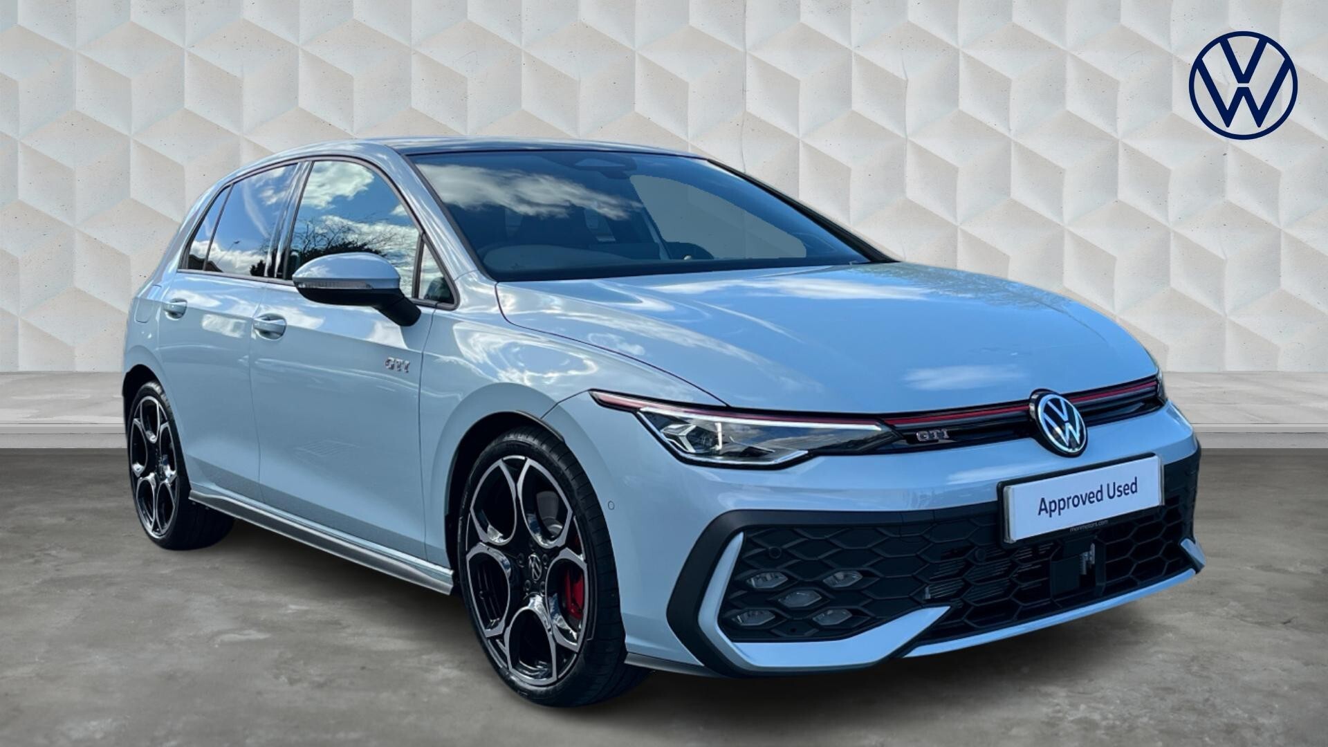 Main listing image - Volkswagen Golf