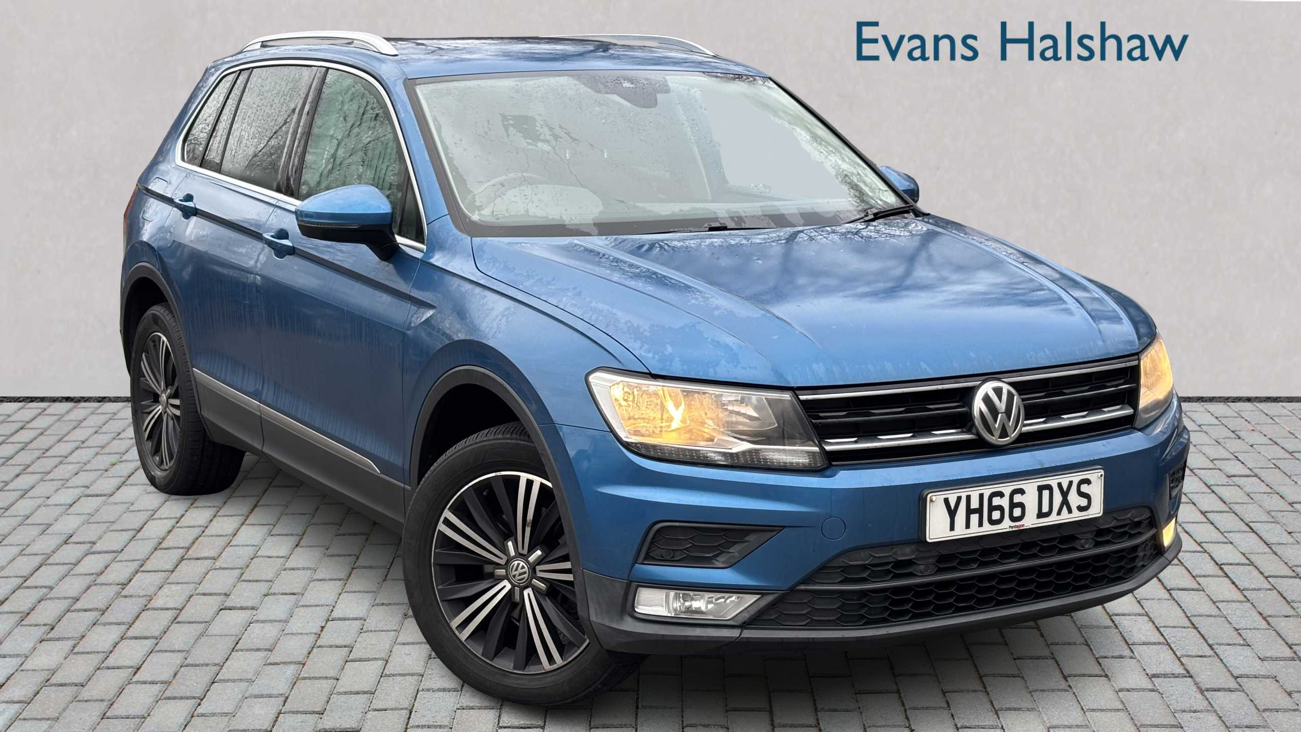 Main listing image - Volkswagen Tiguan