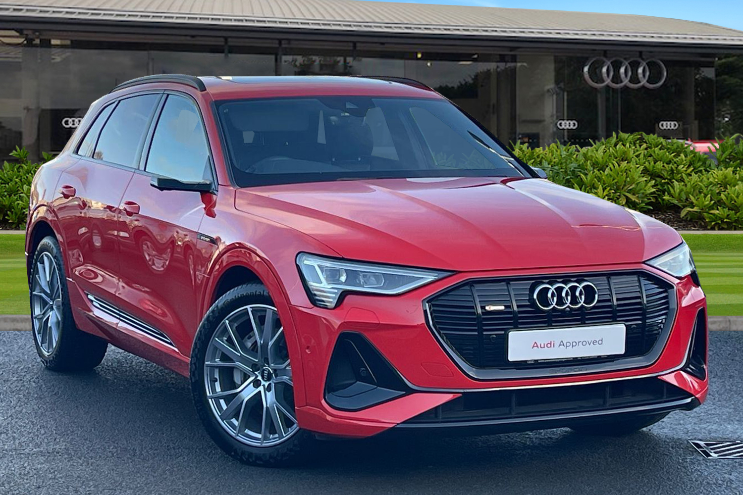 Main listing image - Audi e-tron