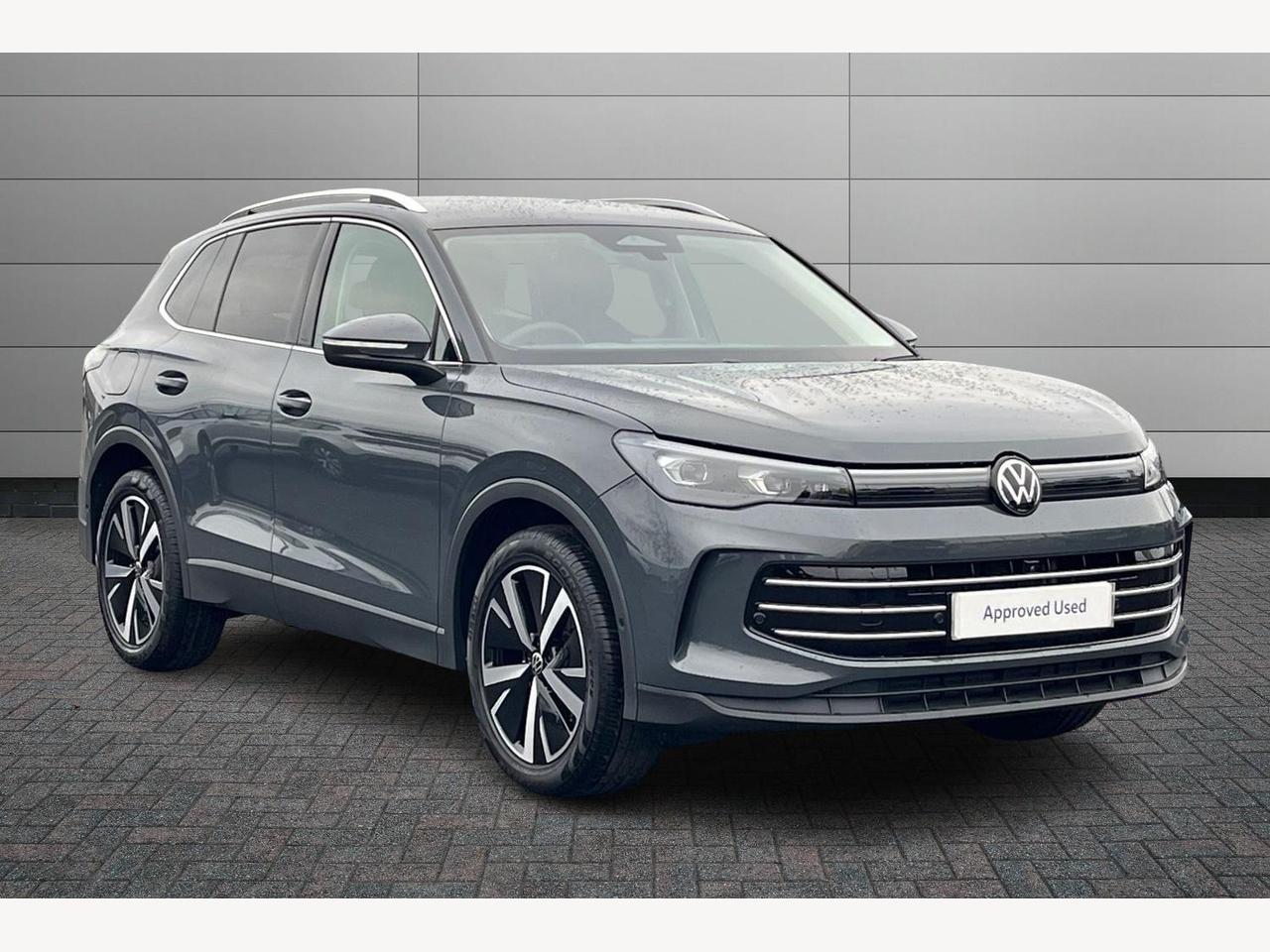 Main listing image - Volkswagen Tiguan