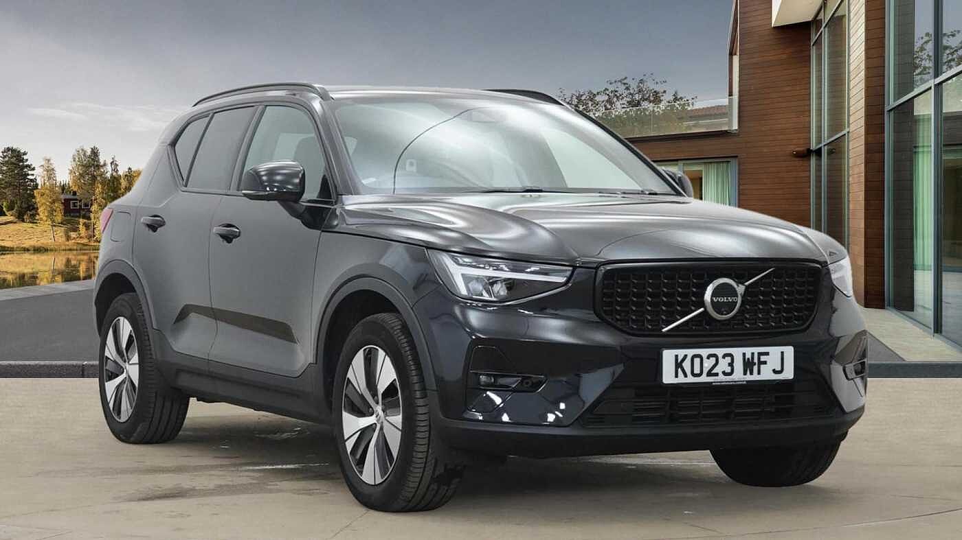 Main listing image - Volvo XC40 Recharge