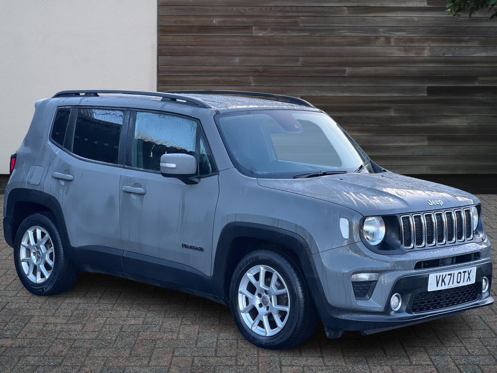 Main listing image - Jeep Renegade