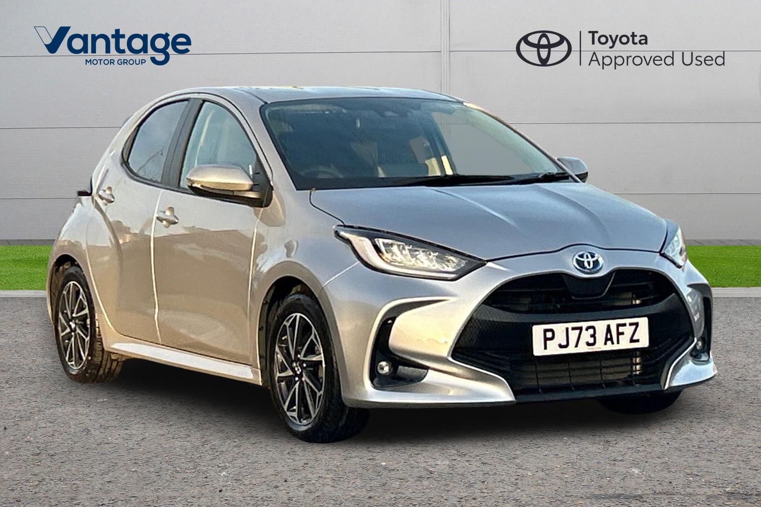Main listing image - Toyota Yaris