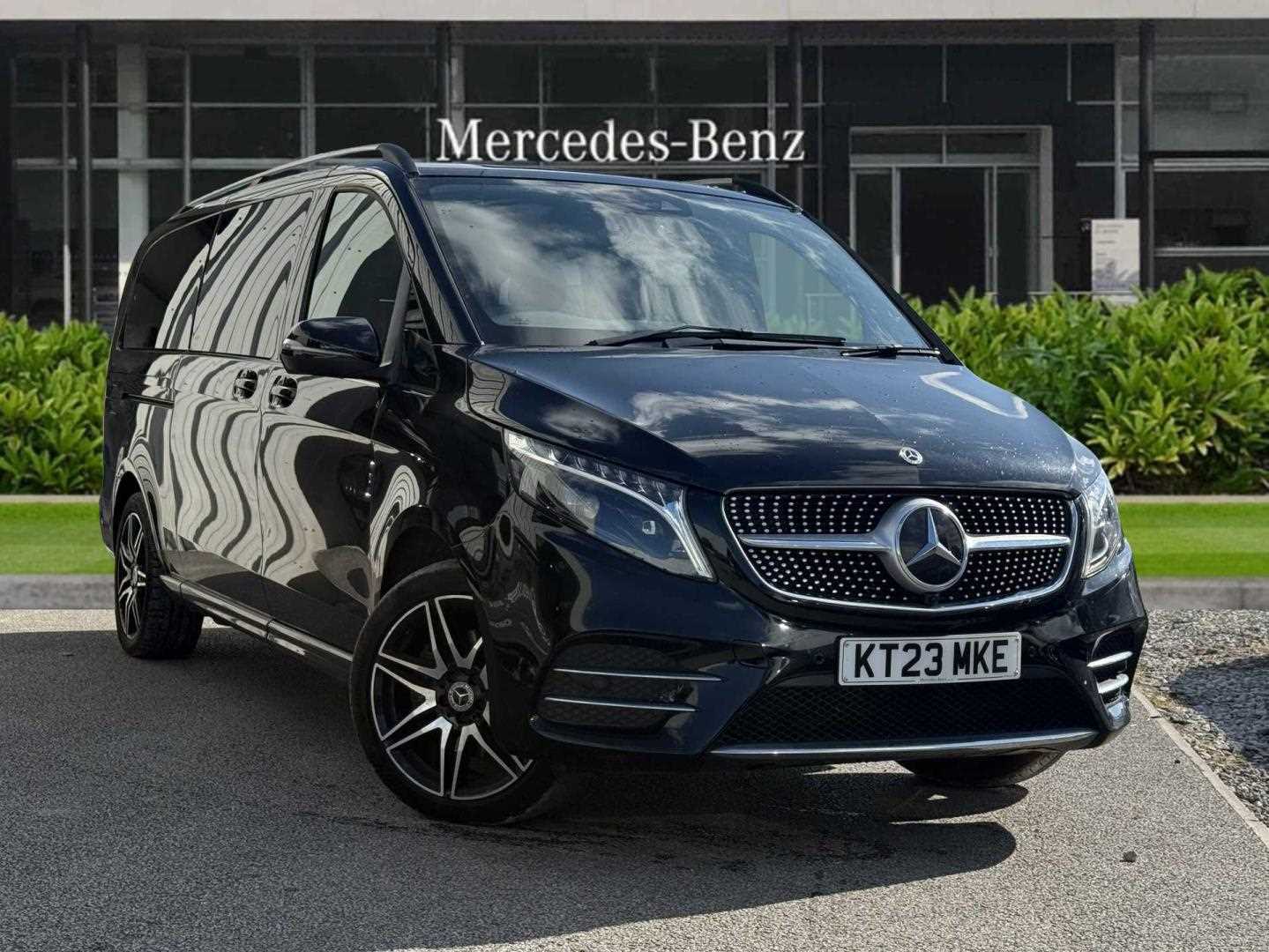 Main listing image - Mercedes-Benz V-Class
