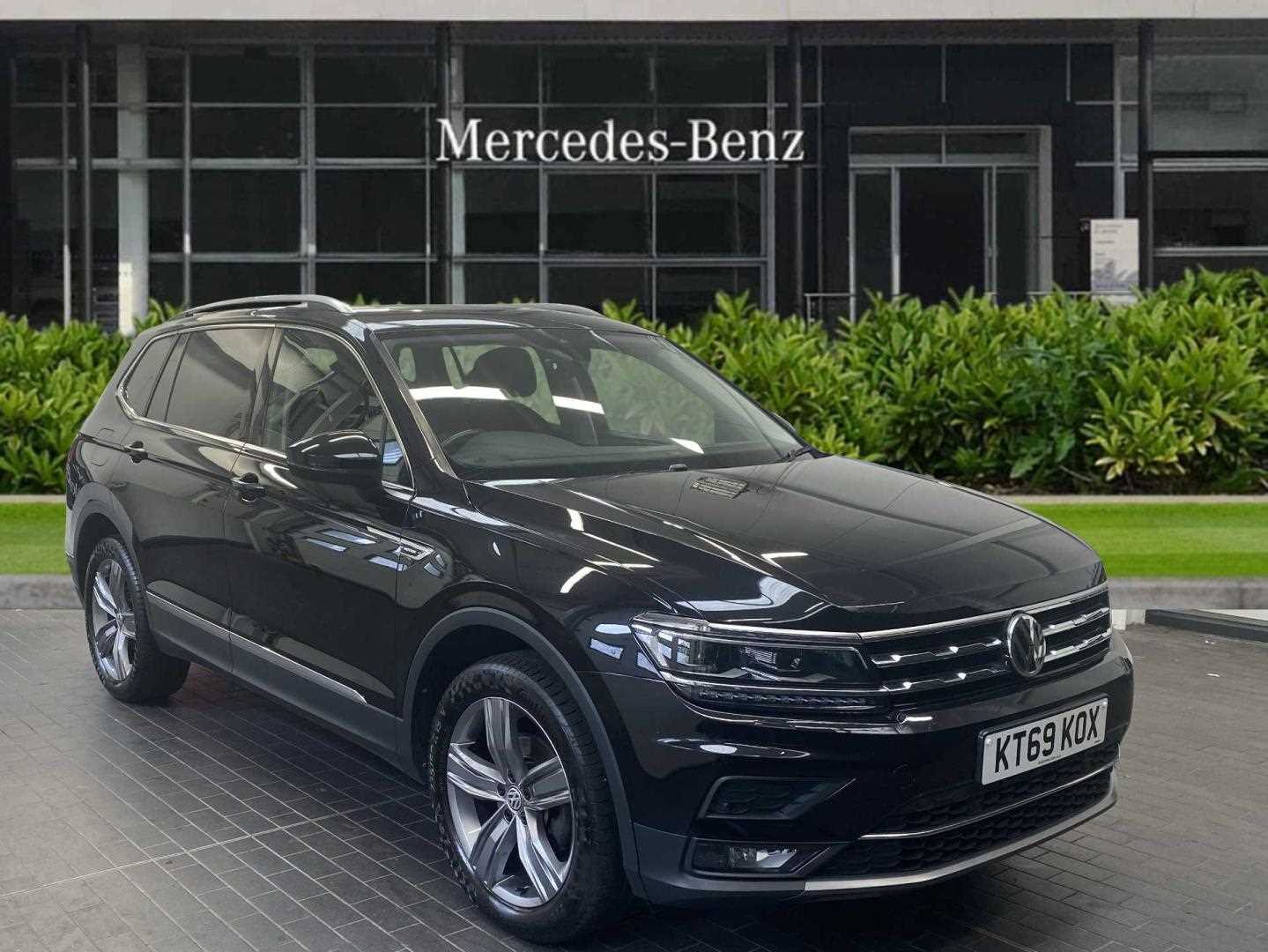 Main listing image - Volkswagen Tiguan Allspace
