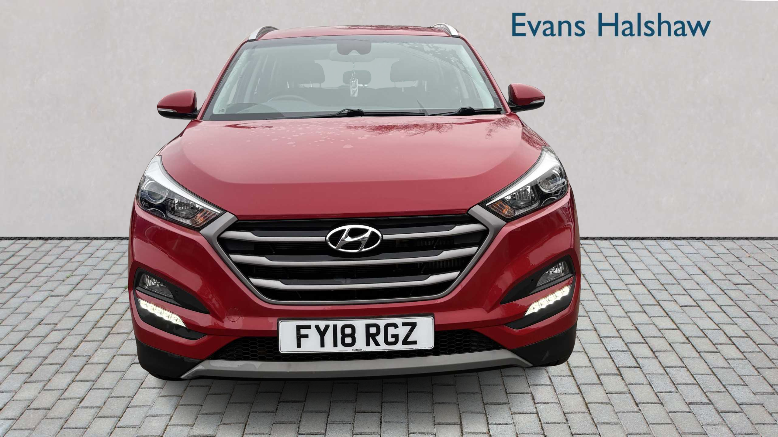 Main listing image - Hyundai Tucson