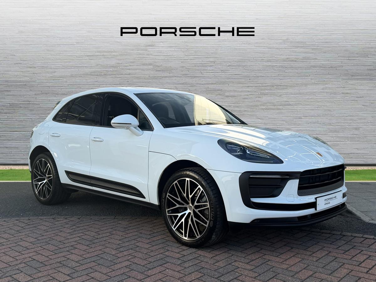 Main listing image - Porsche Macan
