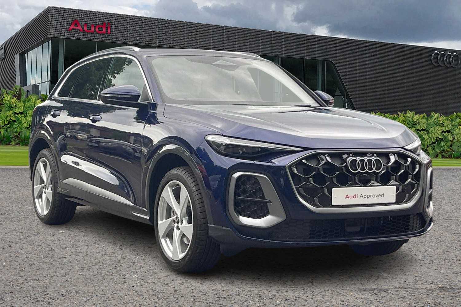 Main listing image - Audi Q5
