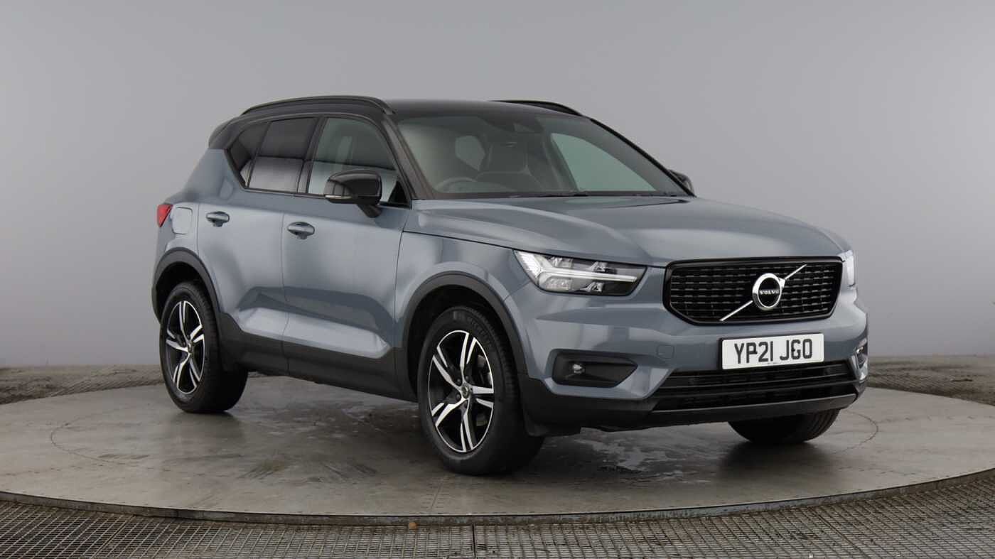 Main listing image - Volvo XC40