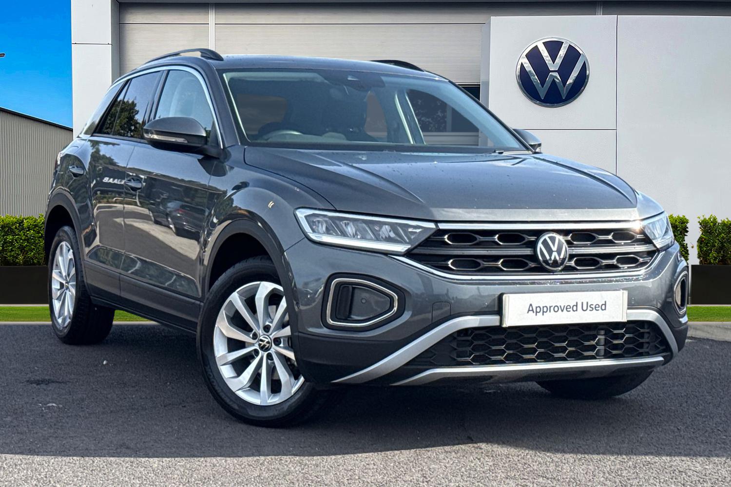 Main listing image - Volkswagen T-Roc