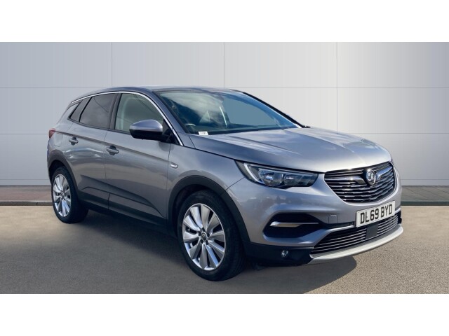 Main listing image - Vauxhall Grandland X