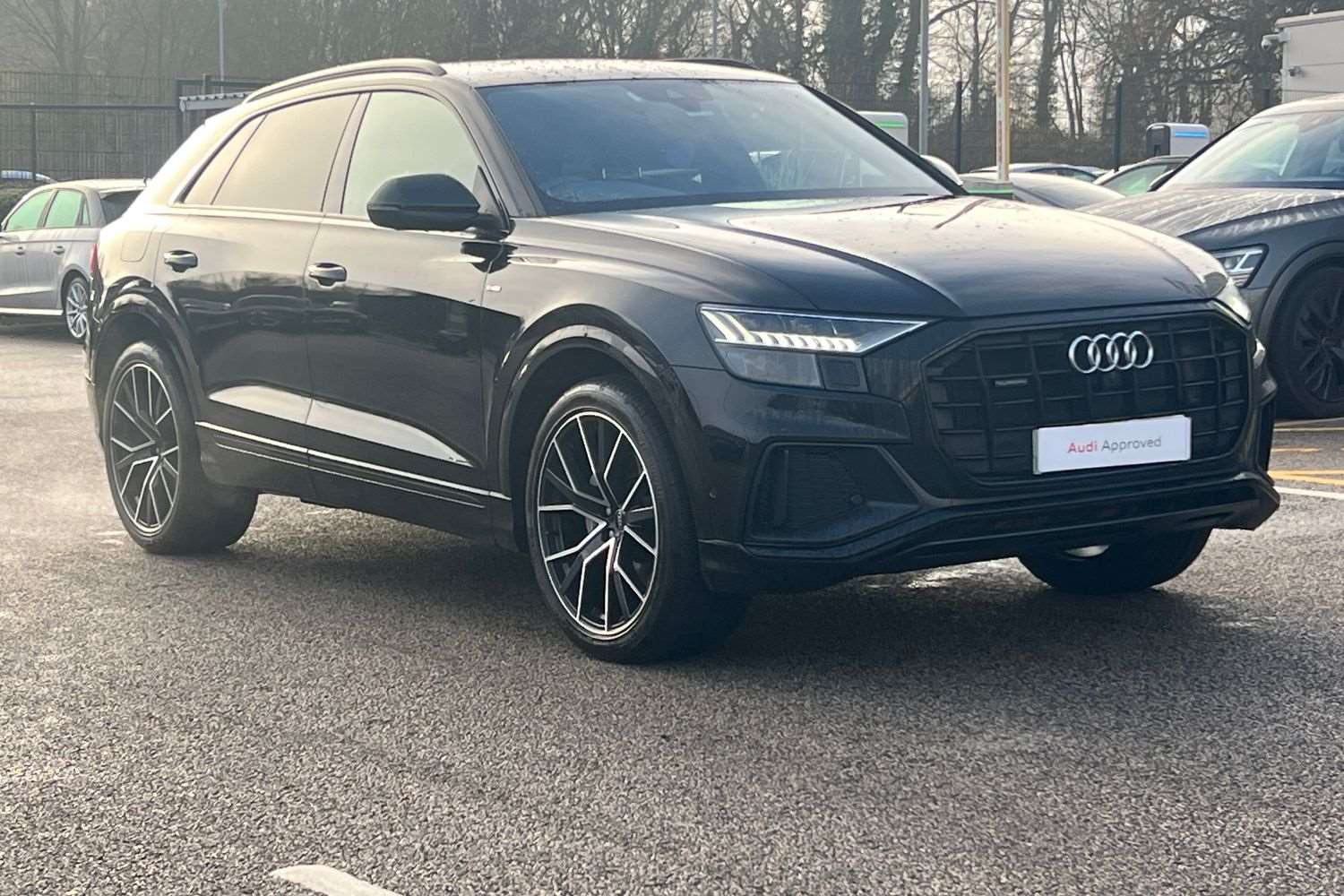 Main listing image - Audi Q8
