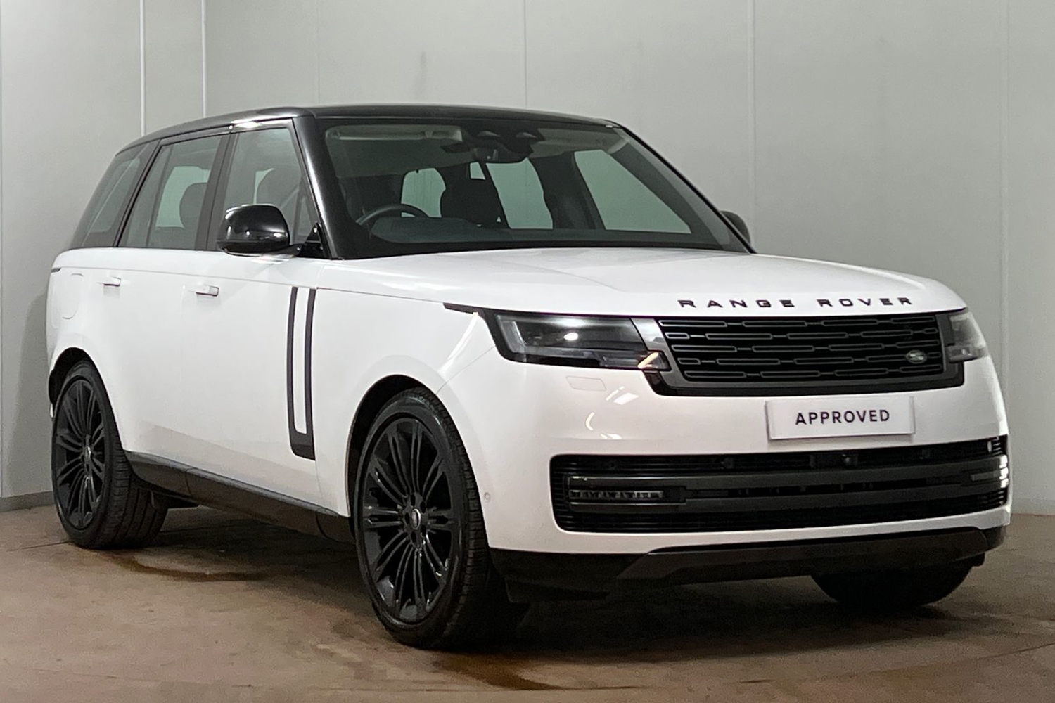 Main listing image - Land Rover Range Rover