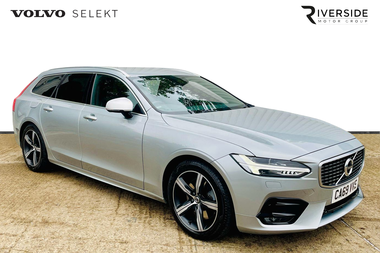 Main listing image - Volvo V90