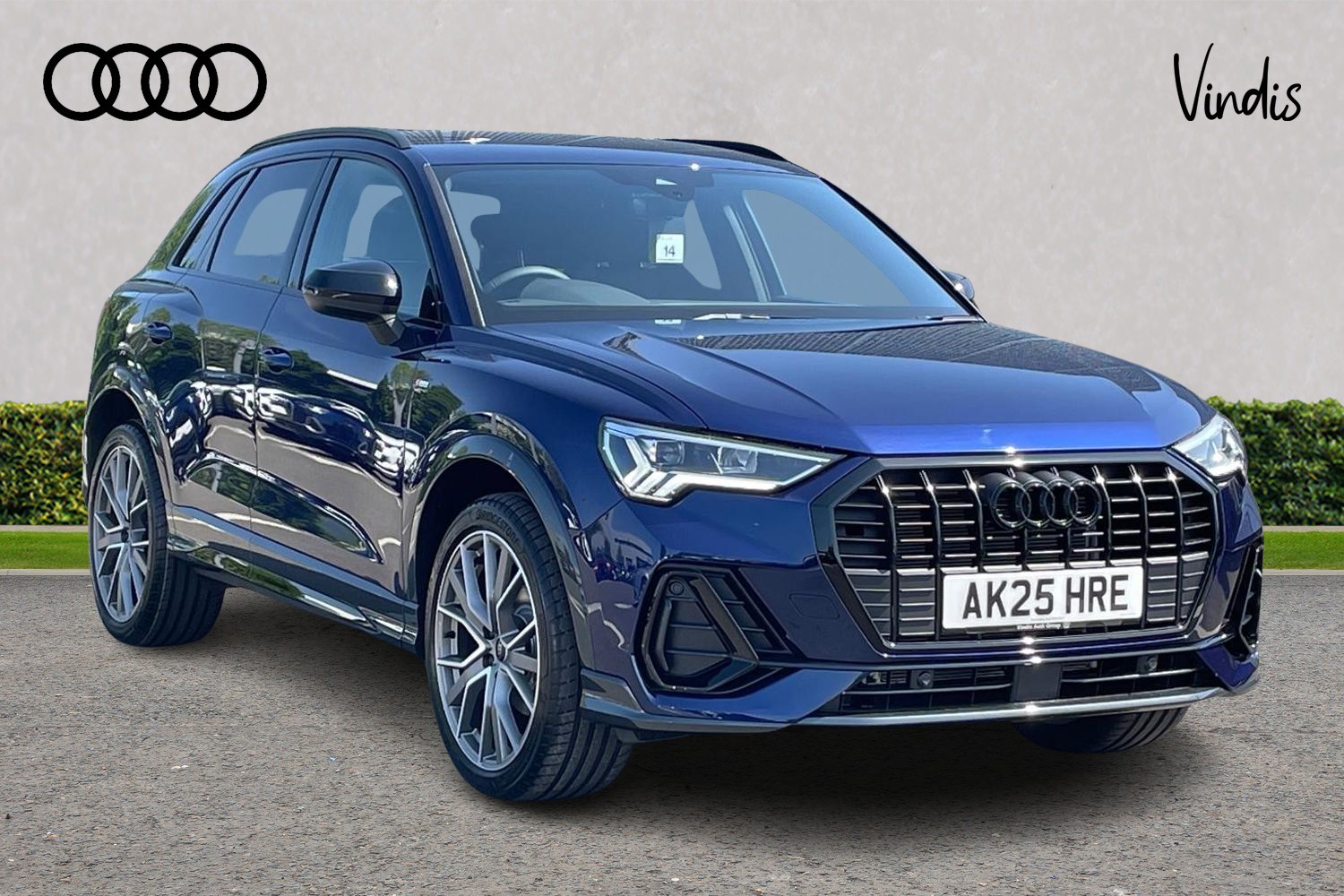 Main listing image - Audi Q3