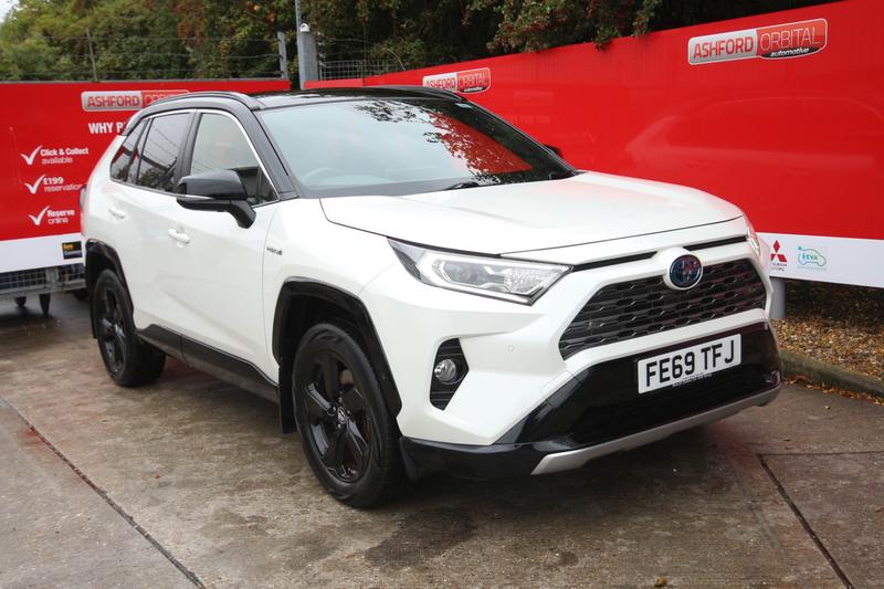Main listing image - Toyota RAV4