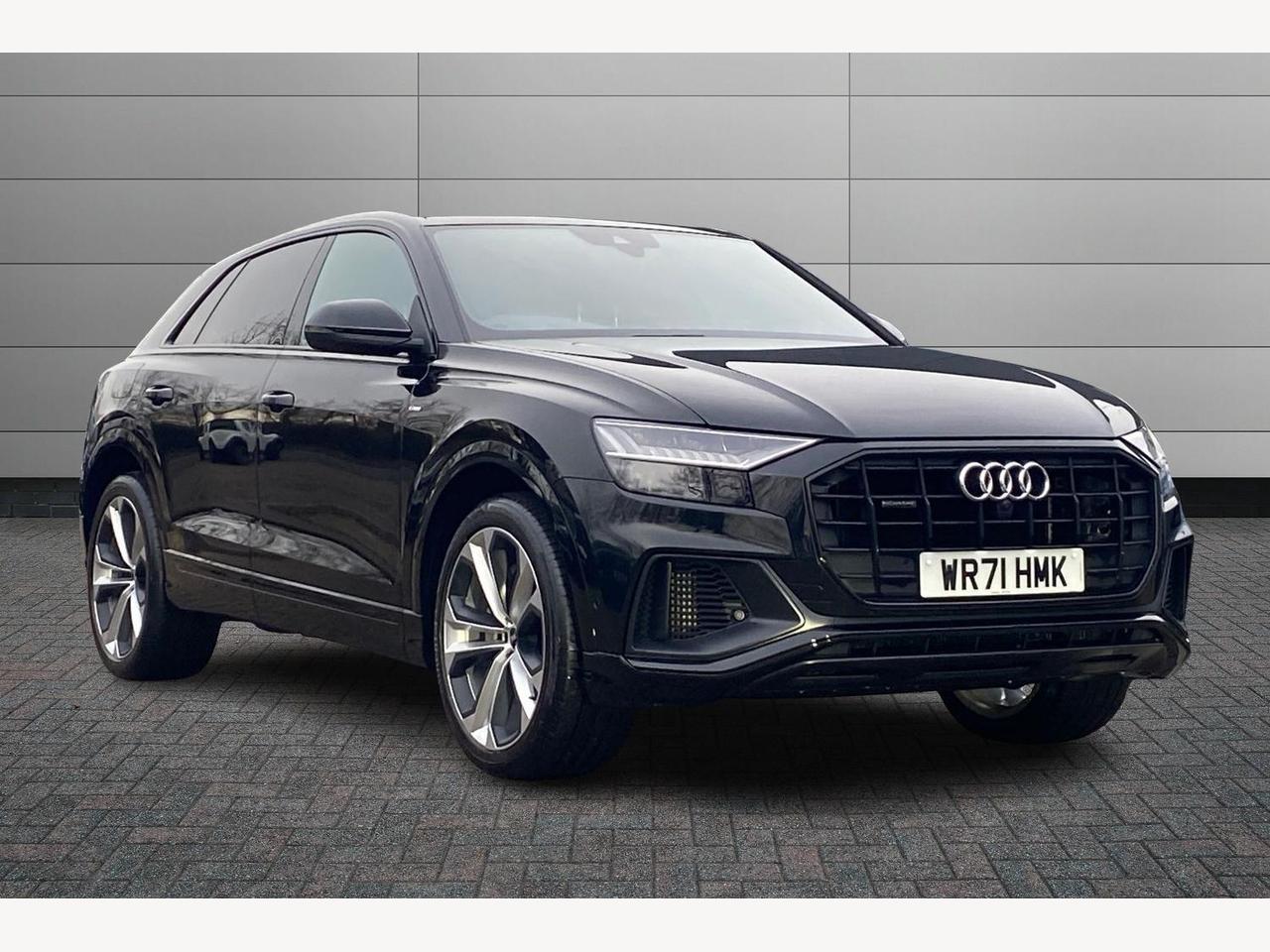 Main listing image - Audi Q8