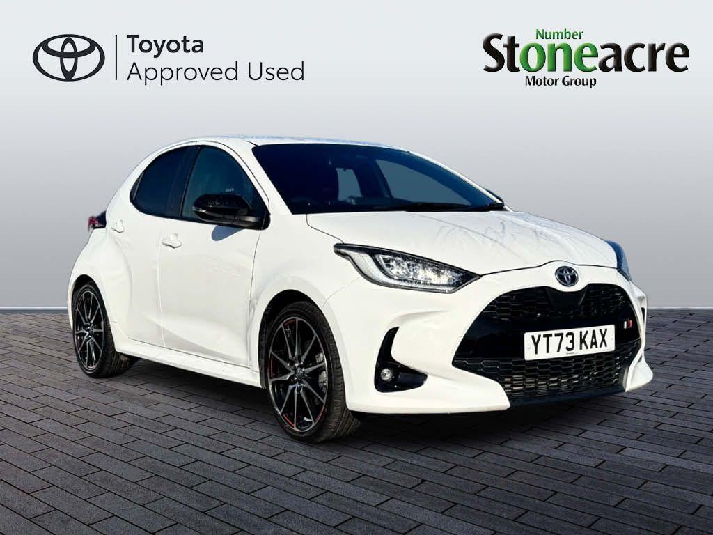 Main listing image - Toyota Yaris