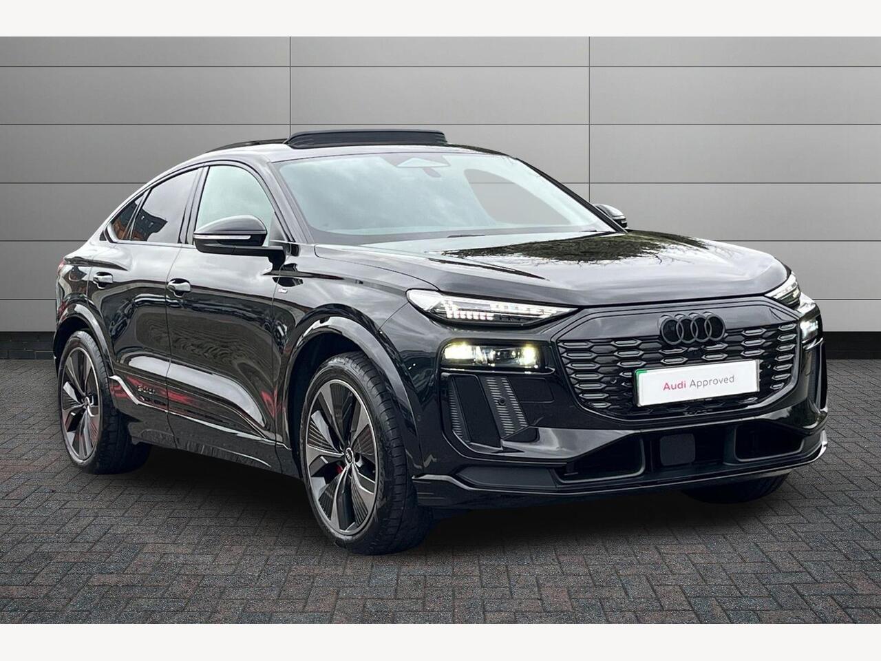 Main listing image - Audi Q6 e-tron