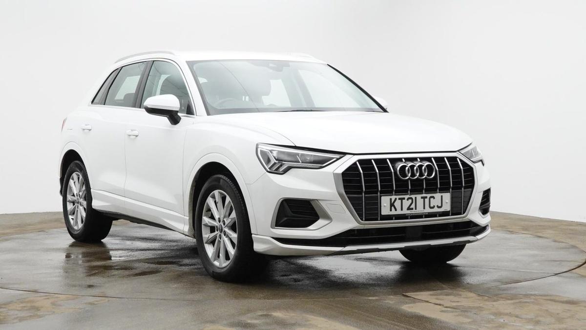 Main listing image - Audi Q3