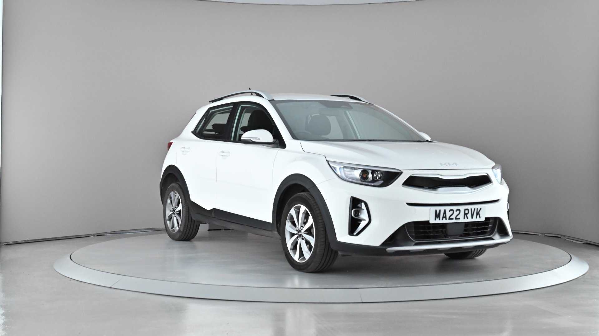 Main listing image - Kia Stonic