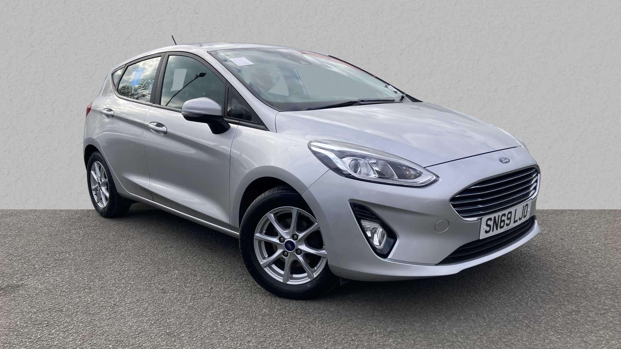 Main listing image - Ford Fiesta