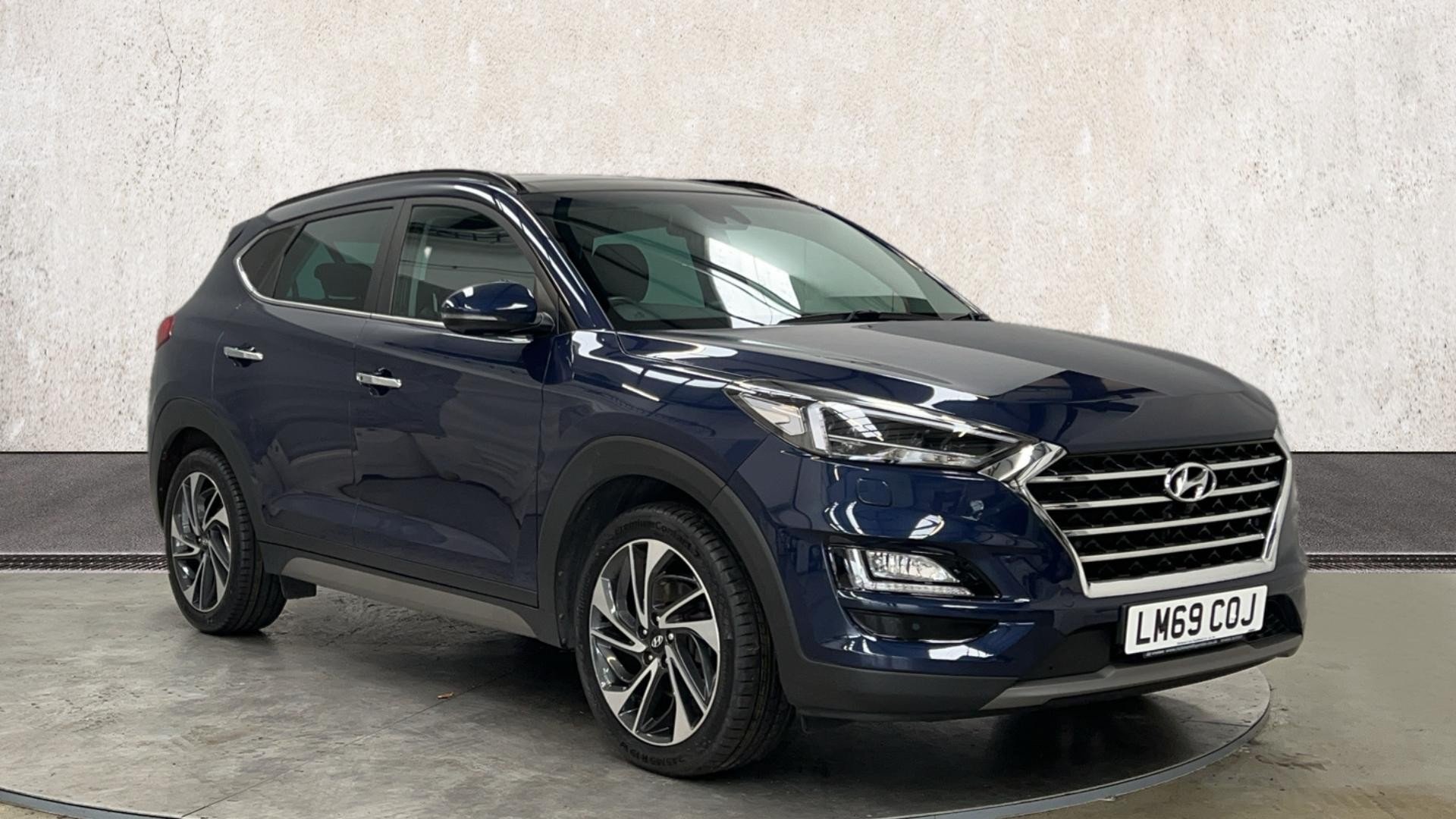Main listing image - Hyundai Tucson
