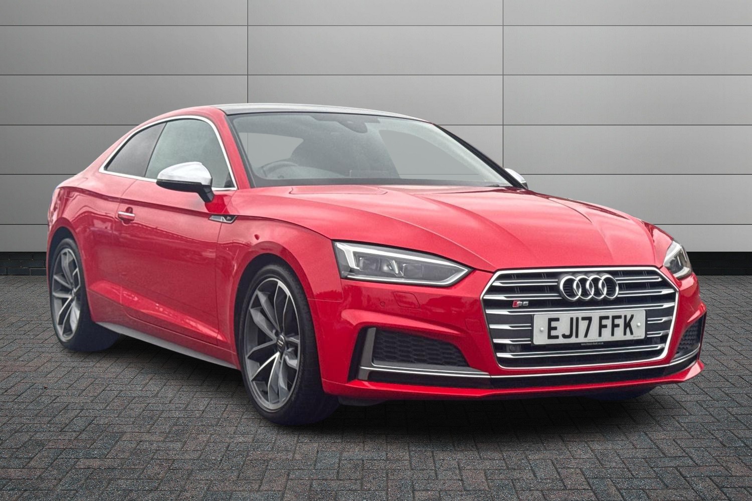 Main listing image - Audi S5