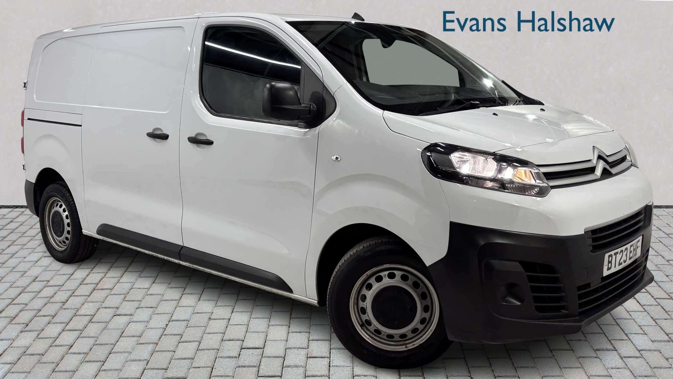 Main listing image - Citroen Dispatch