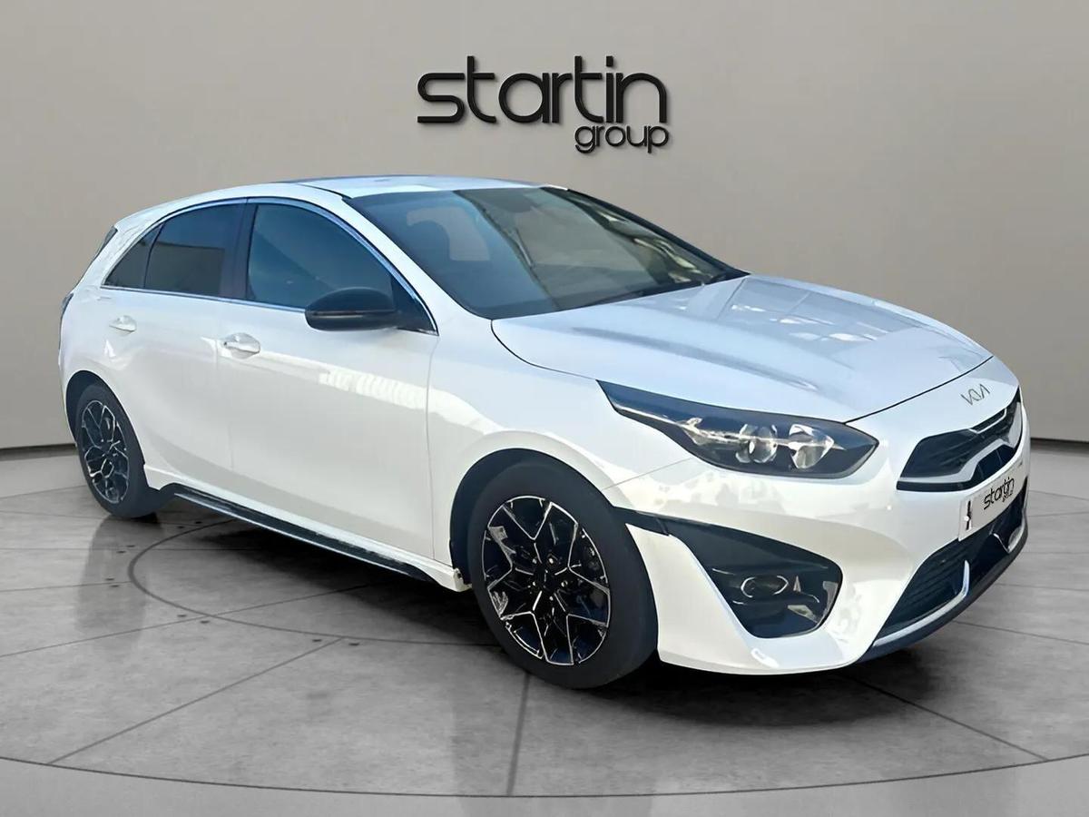 Main listing image - Kia Ceed