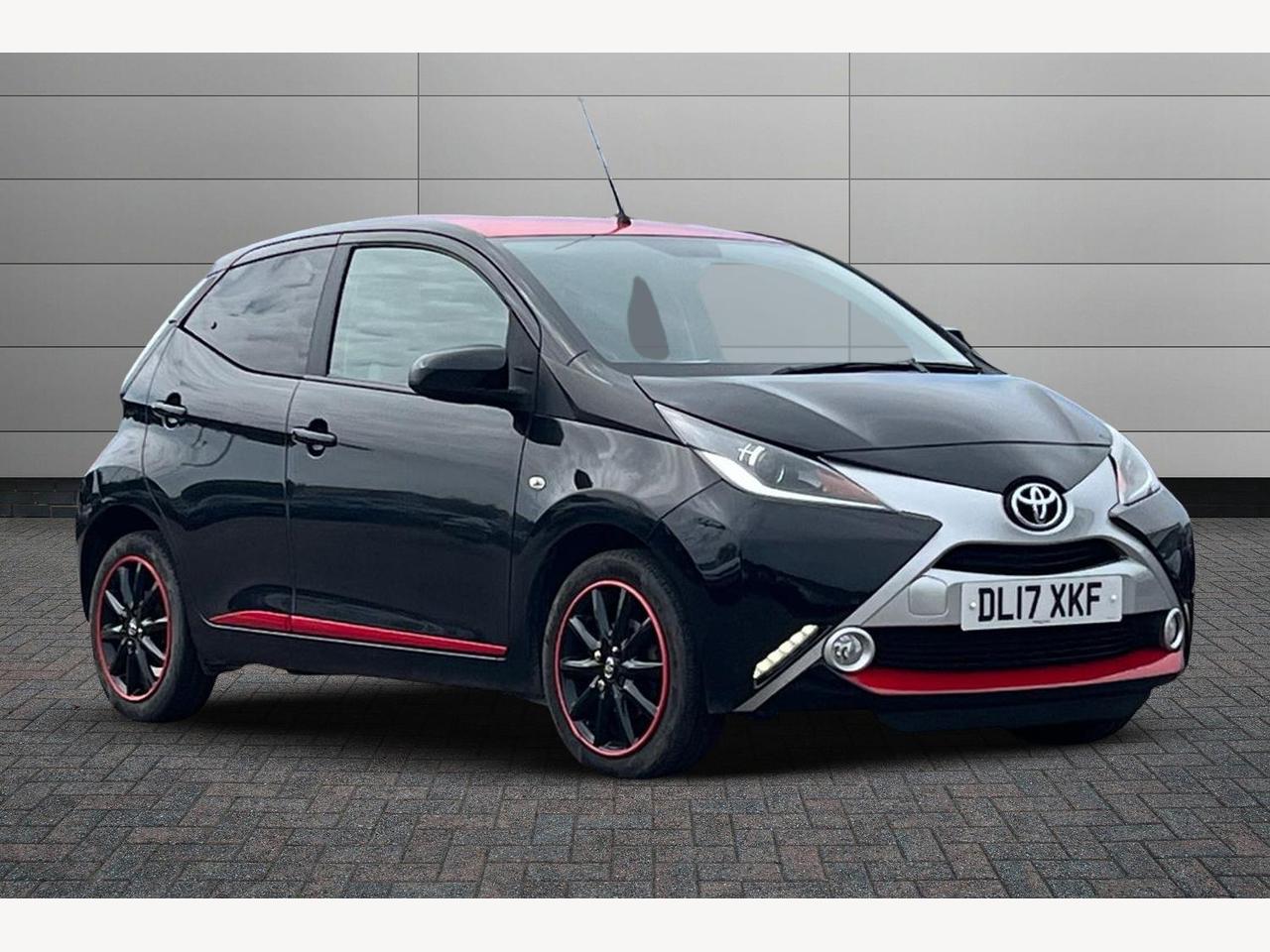 Main listing image - Toyota Aygo