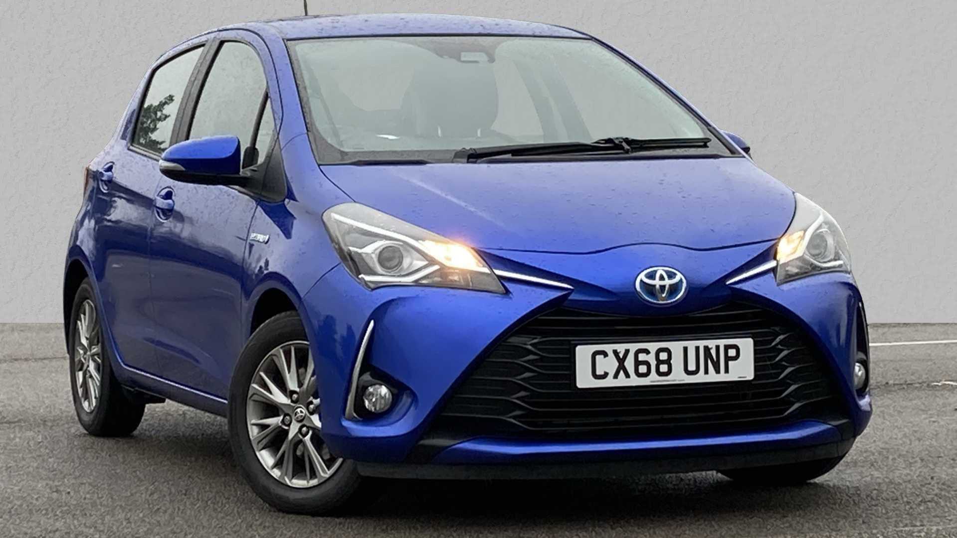 Main listing image - Toyota Yaris