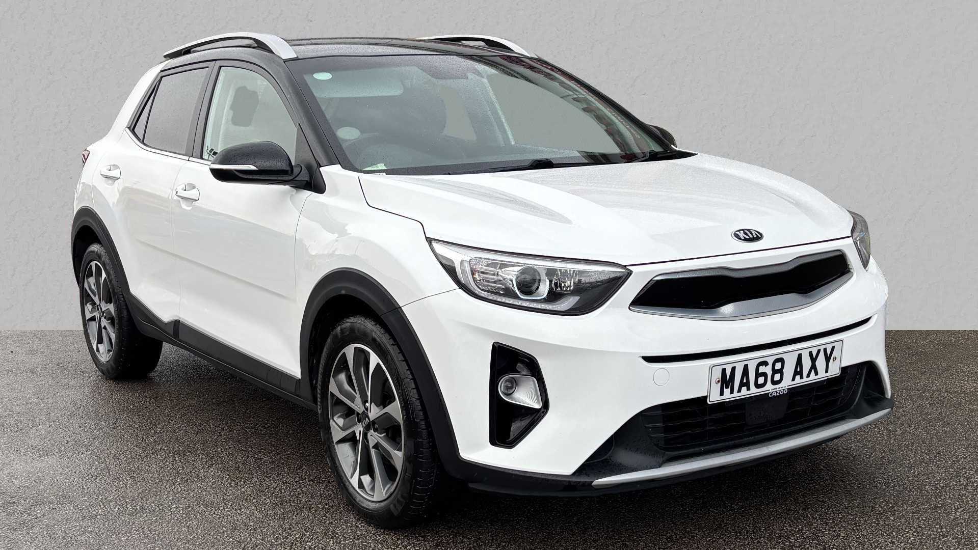 Main listing image - Kia Stonic