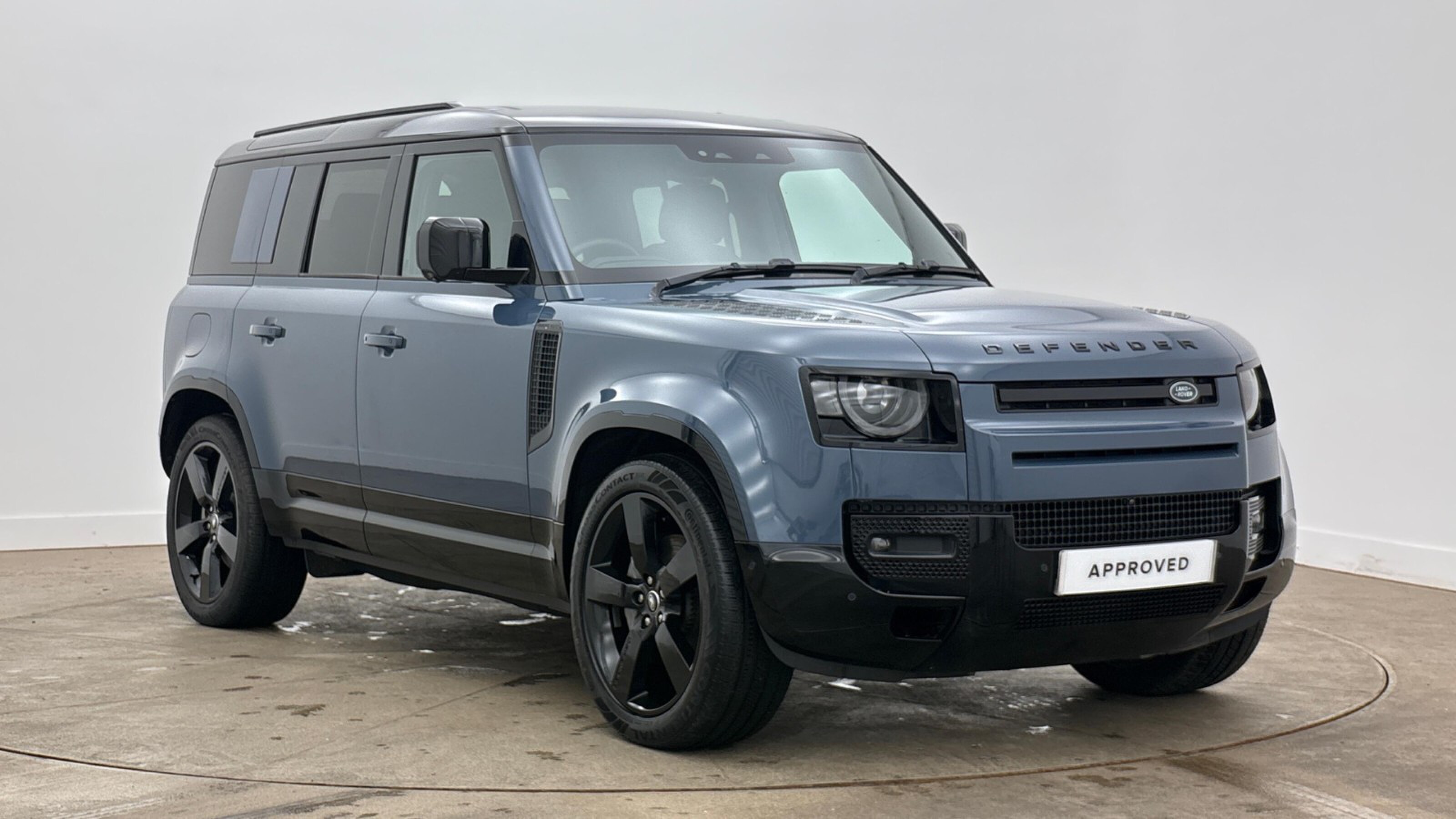 Main listing image - Land Rover Defender