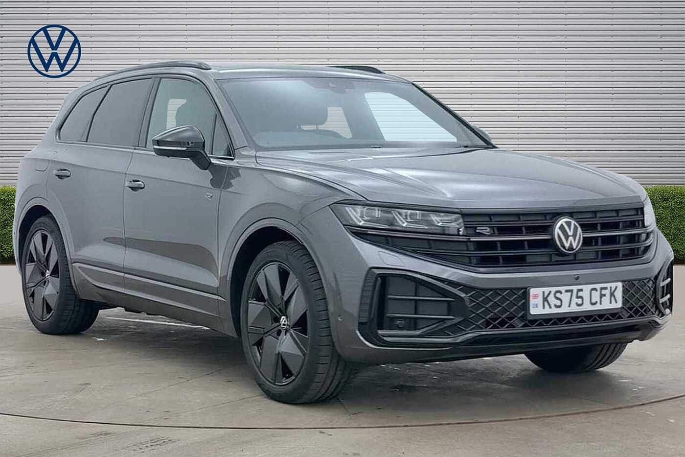 Main listing image - Volkswagen Touareg
