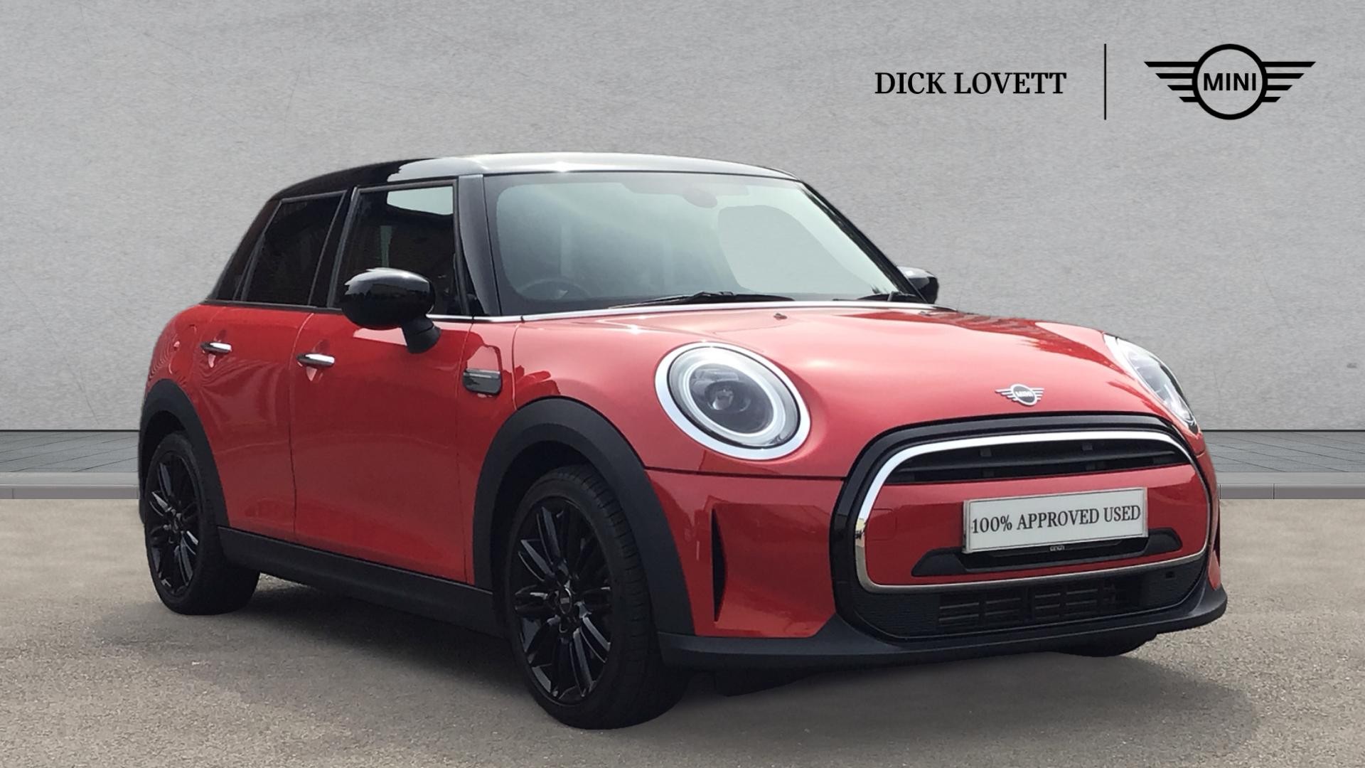 Main listing image - MINI Hatchback 5dr