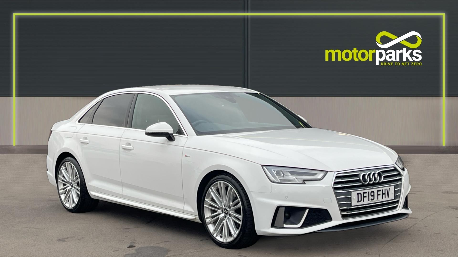 Main listing image - Audi A4